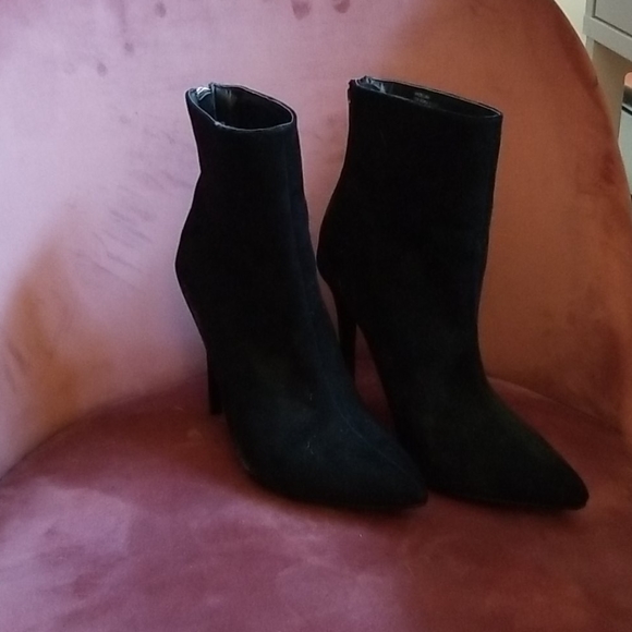 Black  booties - Picture 2 of 4